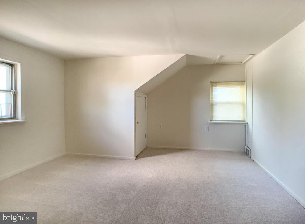 7936 Verree Road Philadelphia, PA 19111 - Photo 40 of 46 Upper Level Bedroom