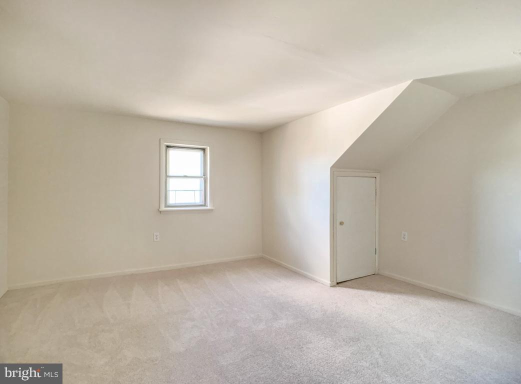 7936 Verree Road Philadelphia, PA 19111 - Photo 42 of 46 Upper Level Bedroom