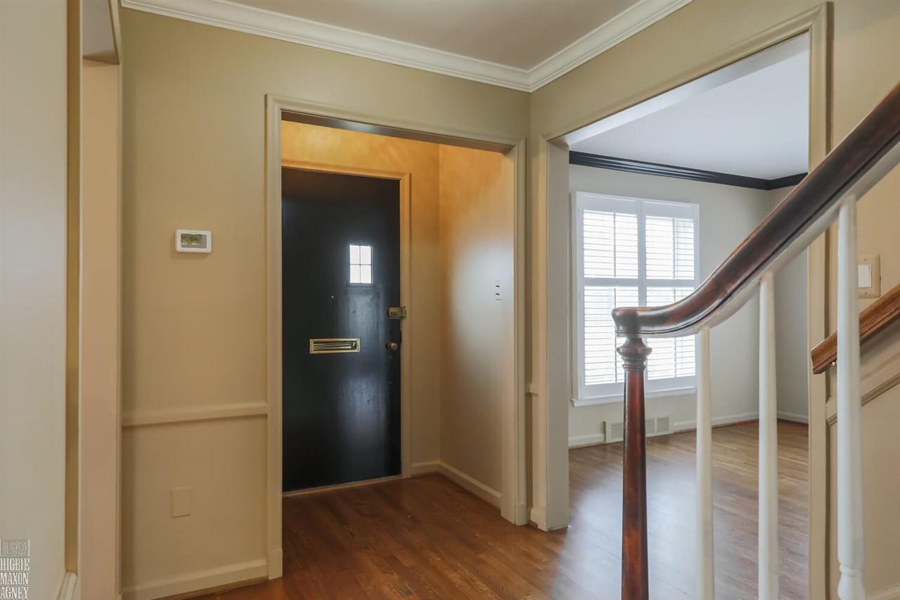 162 Fisher Road Grosse Pointe Farms, MI 48230 - Photo 4 of 39