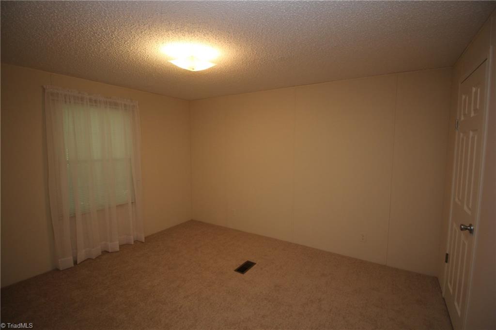 5735 Gumtree Road Winston-Salem, NC 27107 - Photo 12 of 28 Gallery Image 12