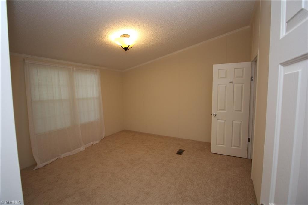 5735 Gumtree Road Winston-Salem, NC 27107 - Photo 13 of 28 Gallery Image 13