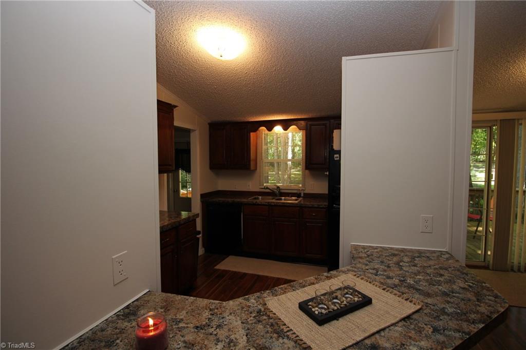 5735 Gumtree Road Winston-Salem, NC 27107 - Photo 5 of 28 Gallery Image 5