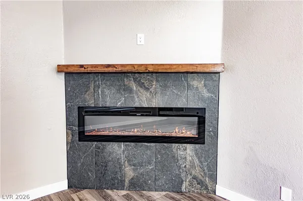 $1,995 | 517 Crony Avenue, Henderson, NV 89011