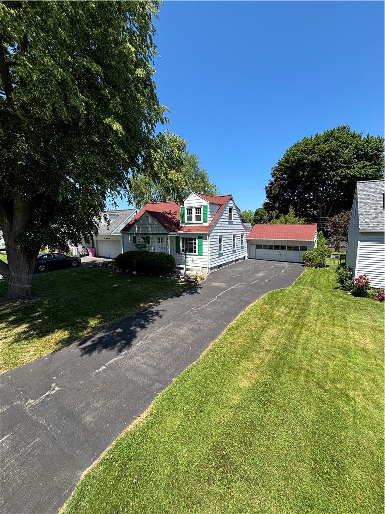 230 Desmond Road Greece, NY 14616 - Photo 4 of 33