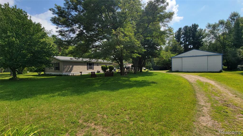 4349 Bay Road Gladwin, MI 48624 - Photo 4 of 26