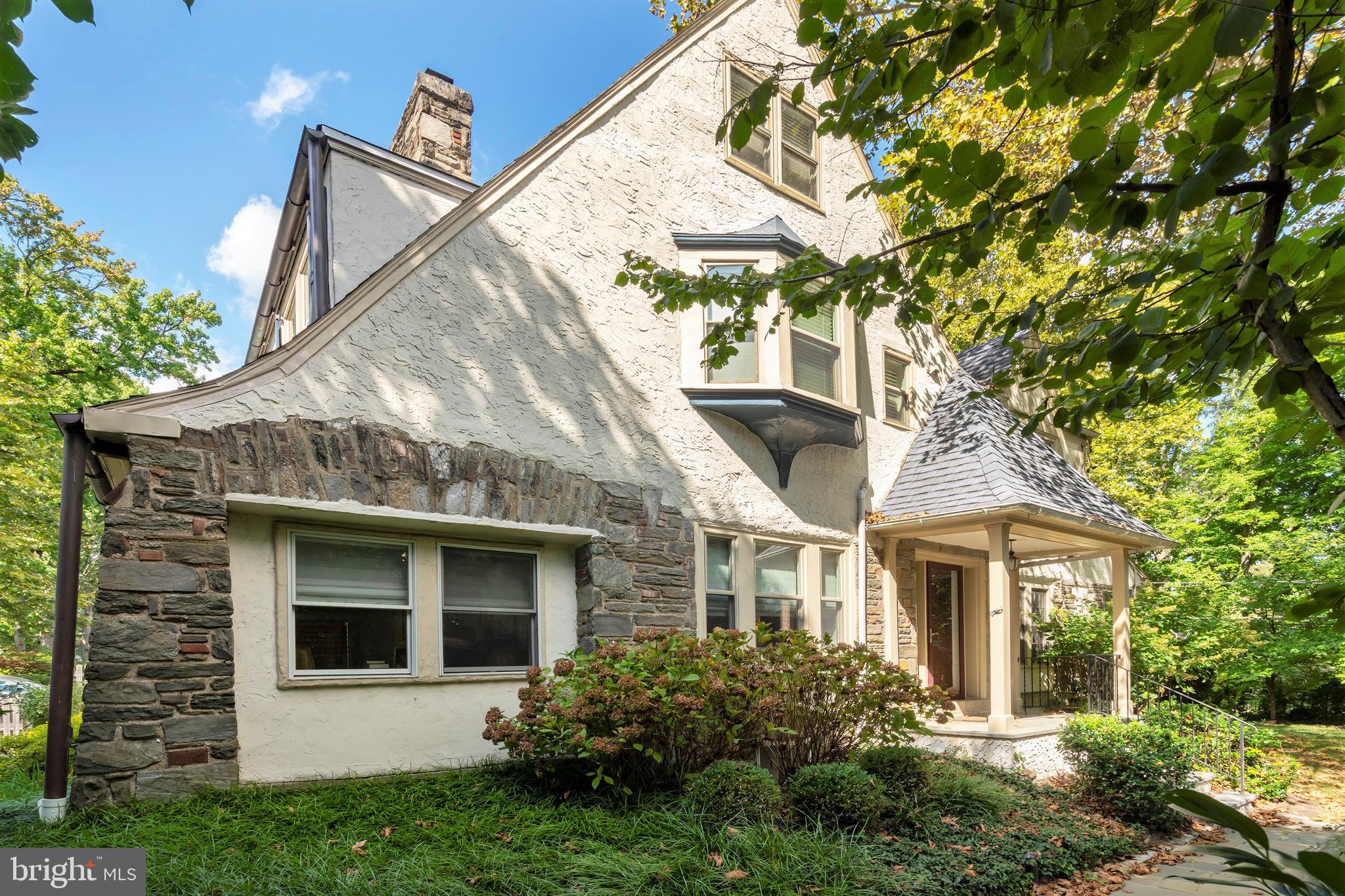 327 Valley Road Merion Station, PA 19066 - Photo 4 of 55