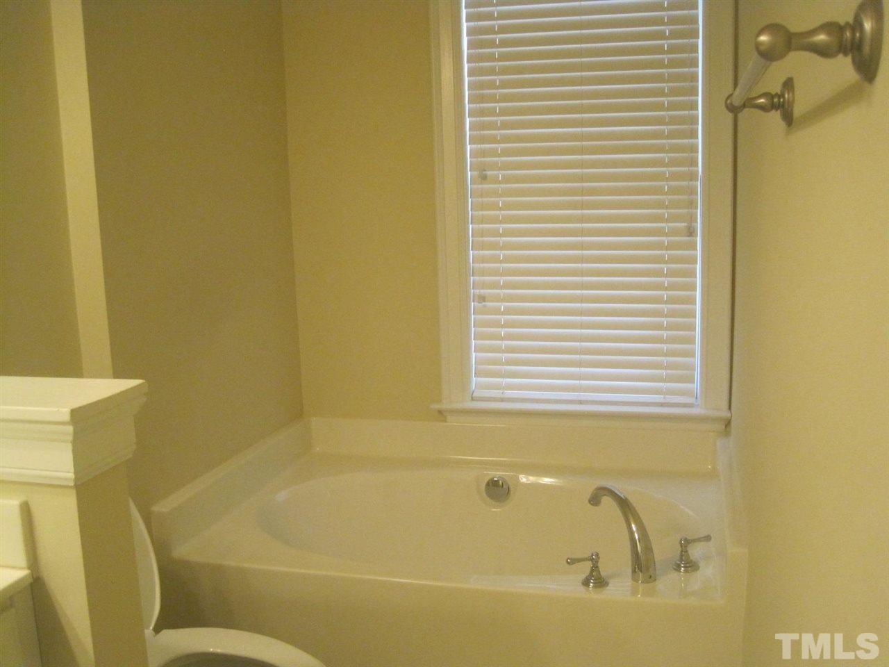 7823 ACC Boulevard Raleigh, NC 27617 - Photo 14 of 30 Gallery Image 14