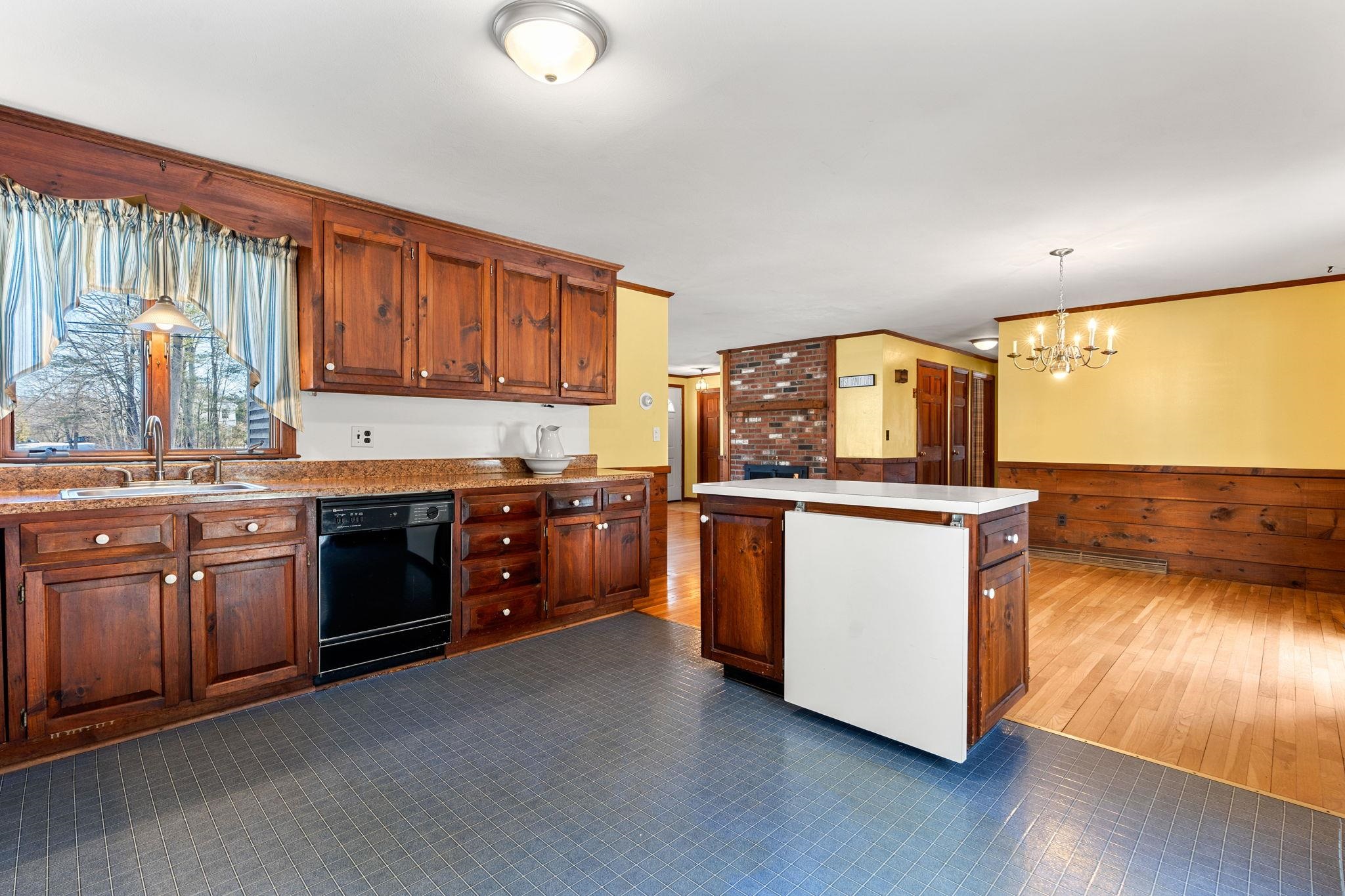 30 Josephine Drive Hampton, NH 03842 - Photo 3 of 36