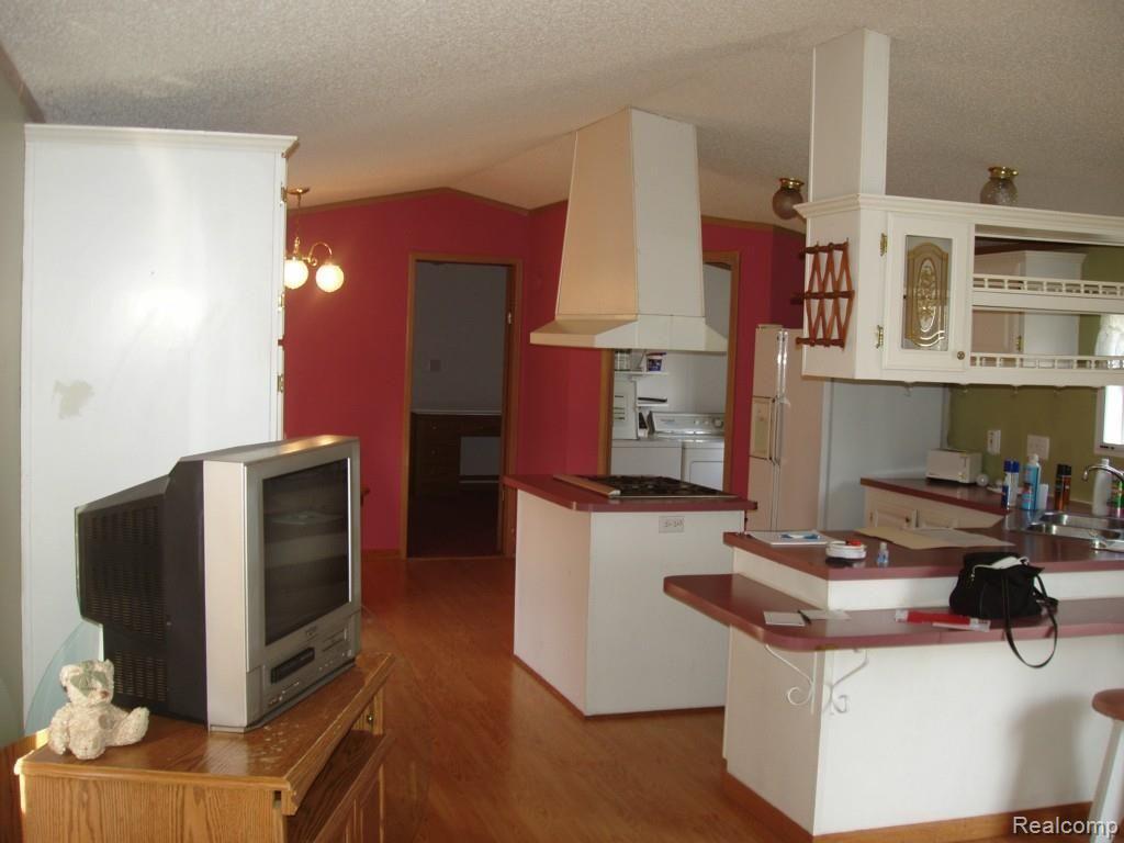 2809 English Road Kingston, MI 48741 - Photo 9 of 11 P1010041.jpg