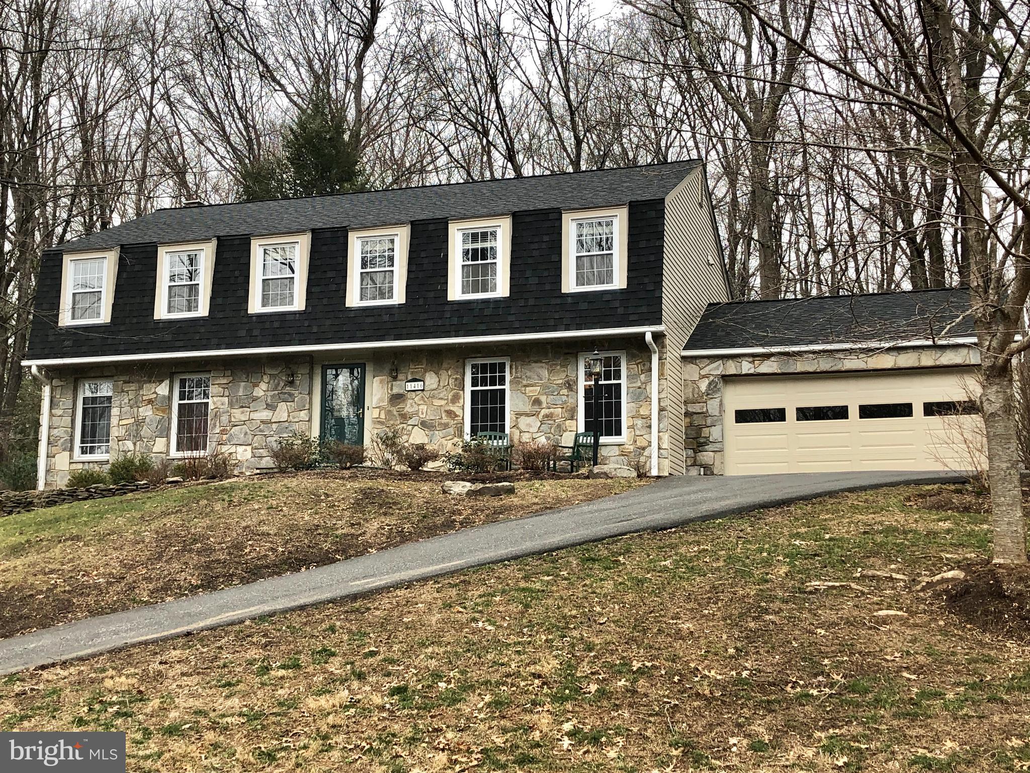 11416 Running Cedar Road Reston, VA 20191 - Photo 2 of 43 5BD, 2/2BAs AND 3 FINISHED LEVELS