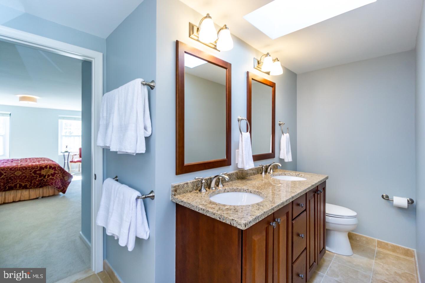 11416 Running Cedar Road Reston, VA 20191 - Photo 30 of 43 OWNER~S PRIVATE BATH WITH DOUBLE BOWL VANITY