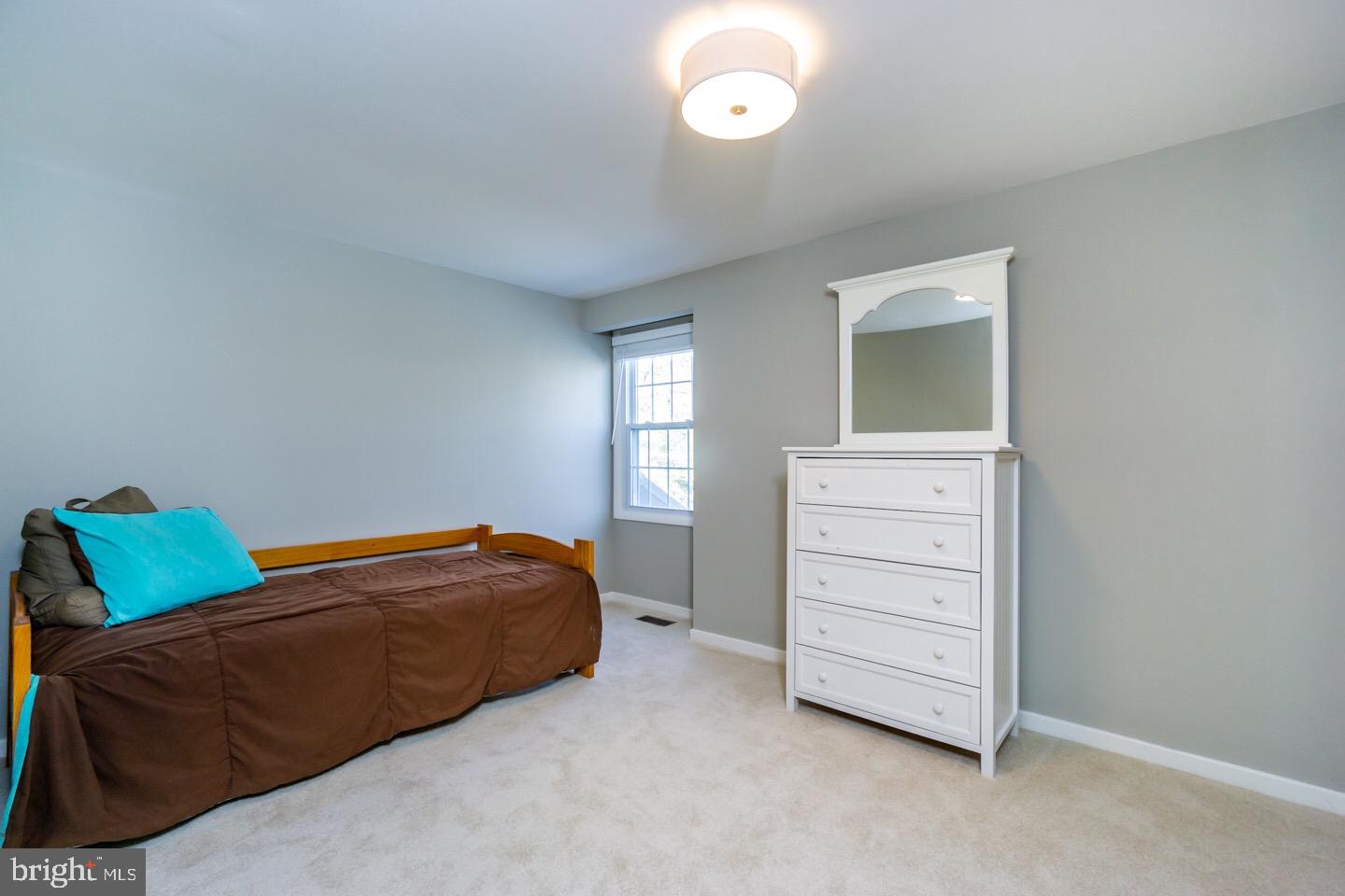 11416 Running Cedar Road Reston, VA 20191 - Photo 32 of 43 2ND BEDROOM