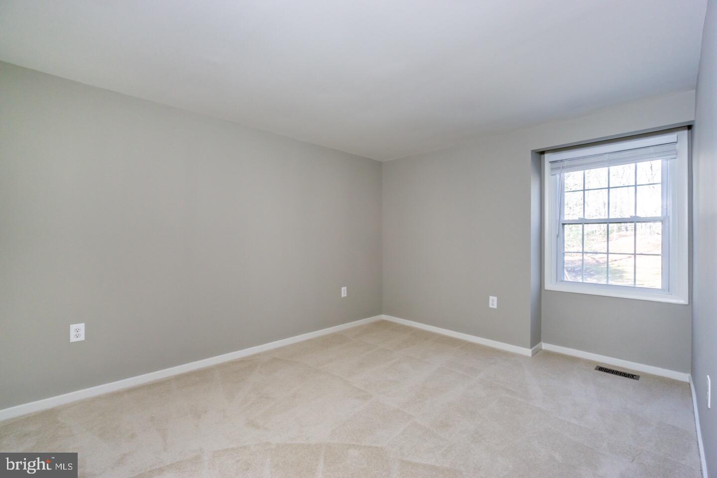 11416 Running Cedar Road Reston, VA 20191 - Photo 34 of 43 4TH BEDROOM