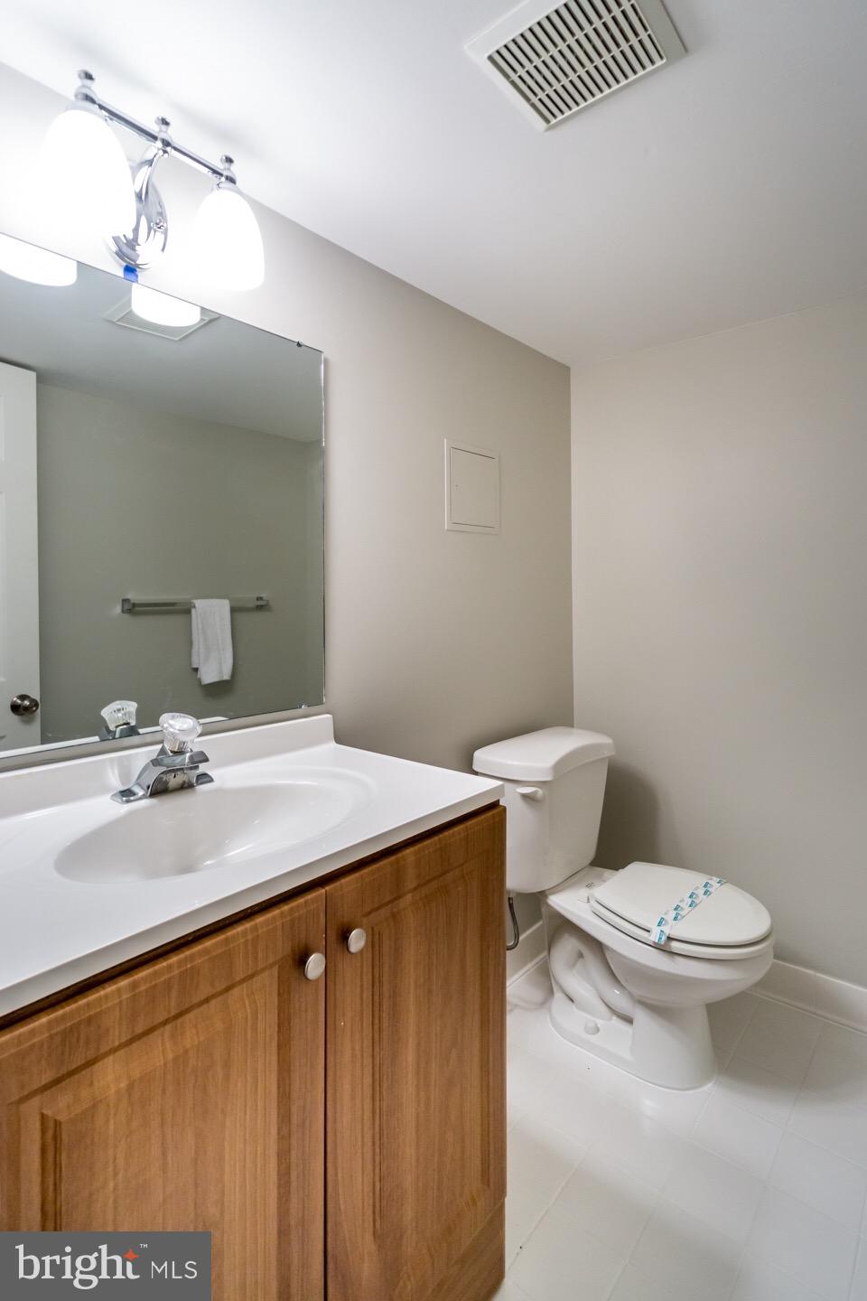 11416 Running Cedar Road Reston, VA 20191 - Photo 42 of 43 1/2 BATH LOCATED IN FINISHED BASEMENT