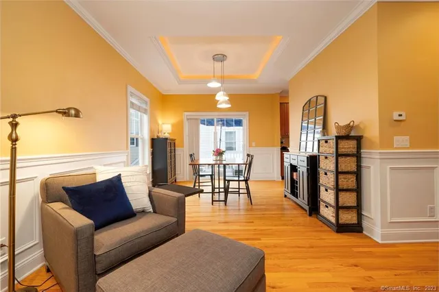 $4,300 | 160 Glenbrook Road, Unit 1A, Stamford, CT 06902