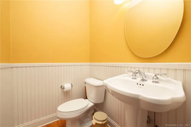 $4,300 | 160 Glenbrook Road, Unit 1A, Stamford, CT 06902