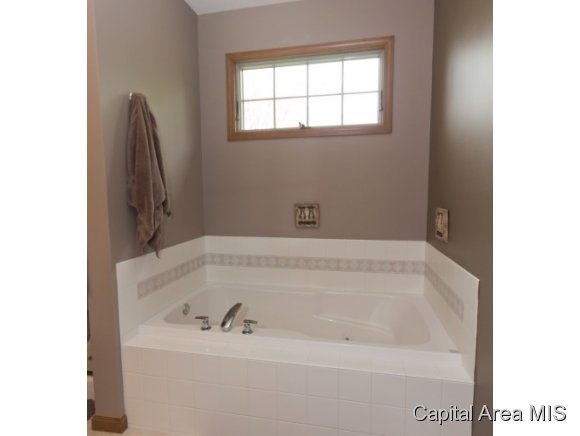6109 Willow Springs Road Springfield, IL 62712 - Photo 11 of 17