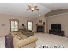 6109 Willow Springs Road Springfield, IL 62712 - Photo 2 of 17