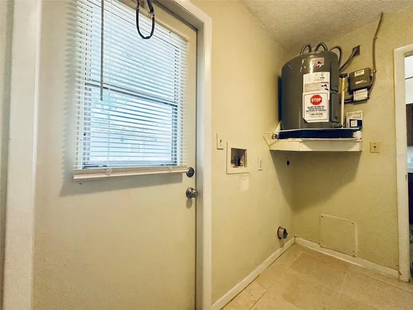 $1,700 | 3635 135th Avenue North, Unit 1, Largo, FL 33771