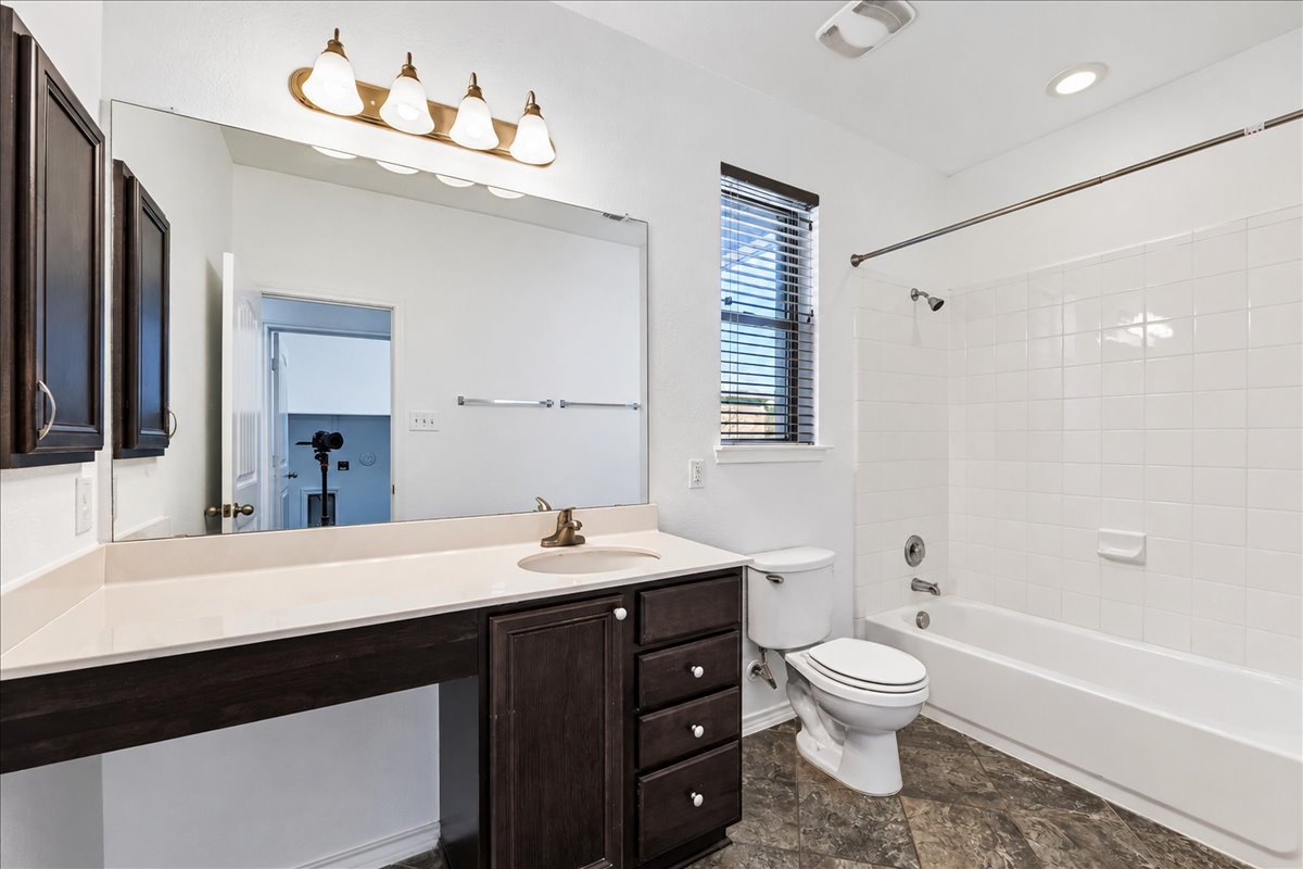 1020 Clove Hitch Road Georgetown, TX 78633 - Photo 19 of 22 Bath 2