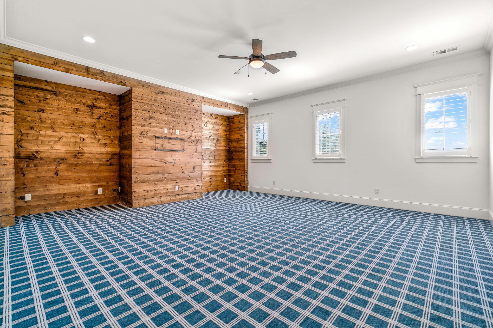 4108 Trinity Road College Grove, TN 37046 - Photo 57 of 70 an empty room with windows