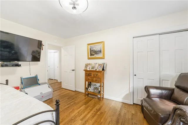 $1,800,000 | 19 Halsey Place, Valhalla, NY 10595