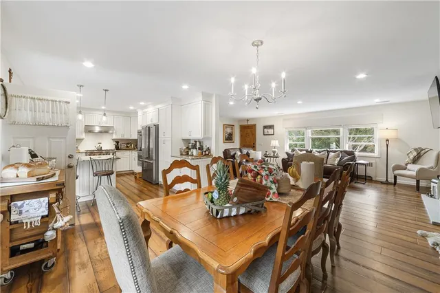 $1,800,000 | 19 Halsey Place, Valhalla, NY 10595