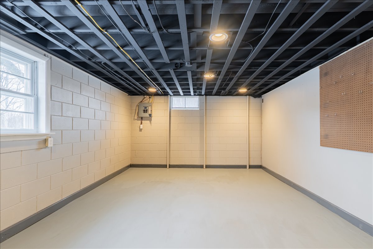 202 Tanner Street Bloomington, IL 61701 - Photo 23 of 39