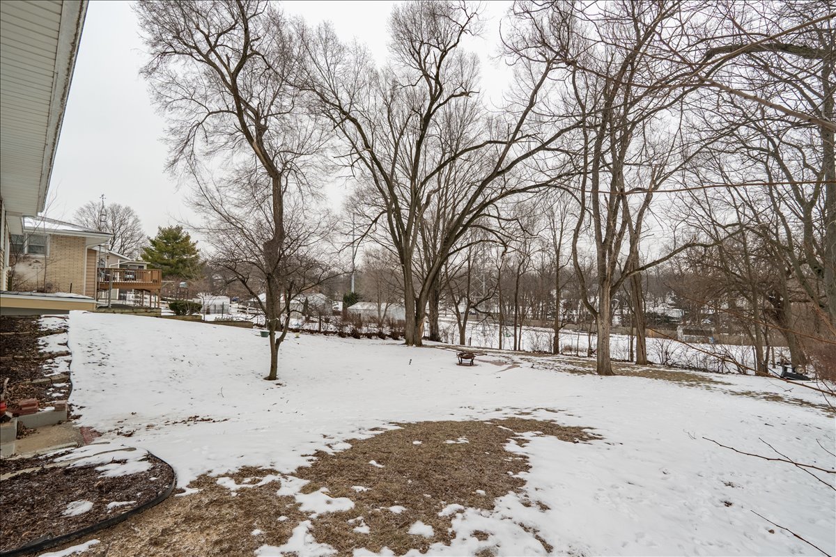 202 Tanner Street Bloomington, IL 61701 - Photo 28 of 39