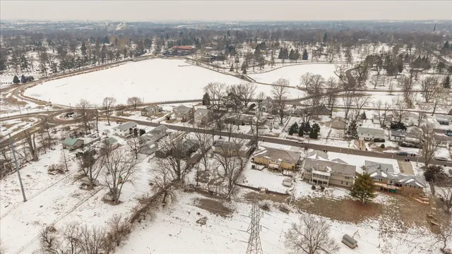 $185,000 | 202 Tanner Street, Bloomington, IL 61701