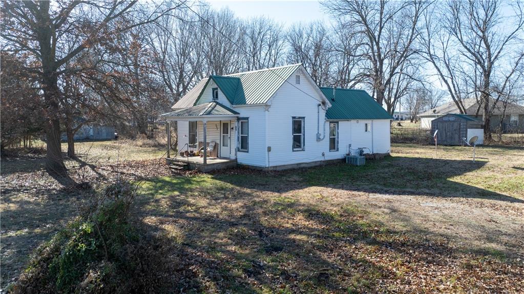 309 North Cumberland Street Green Ridge, MO 65332 - Photo 1 of 28