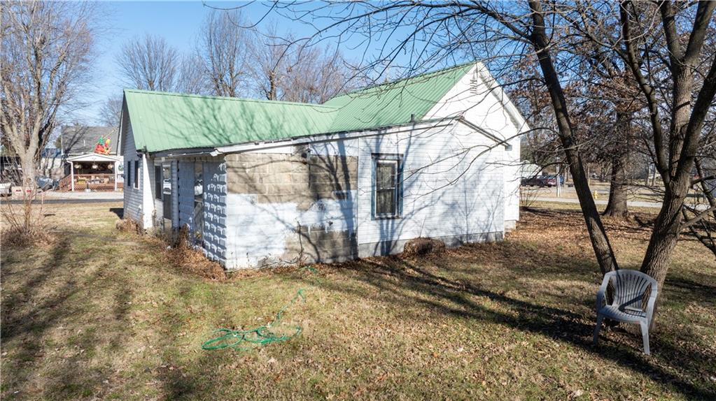 309 North Cumberland Street Green Ridge, MO 65332 - Photo 24 of 28