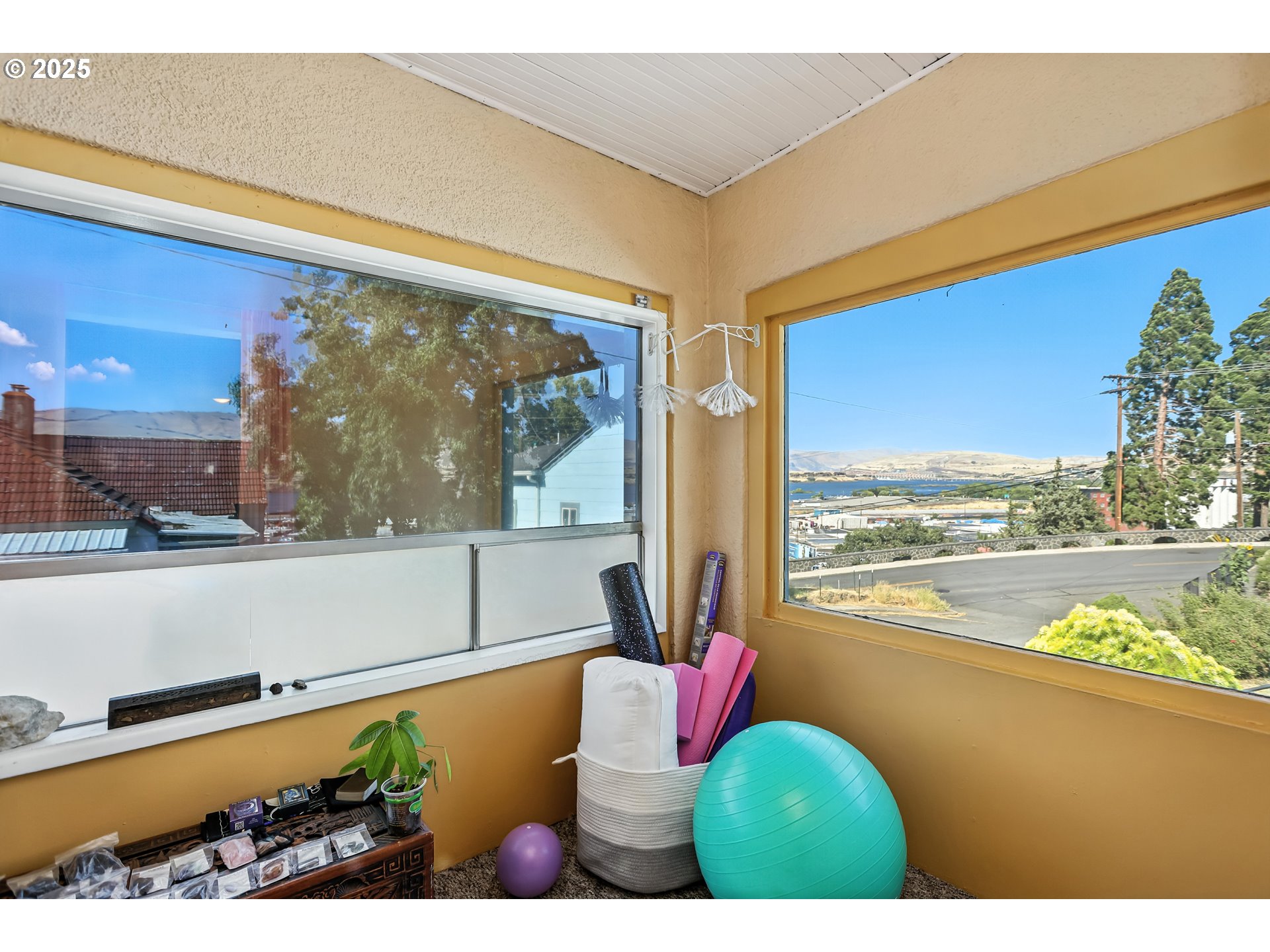 1014 East 7th Street The Dalles, OR 97058 - Photo 10 of 26