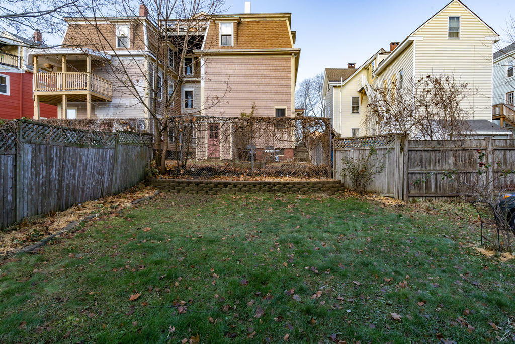 253 Spring Street, Unit 1 Portland, ME 04102 - Photo 34 of 38 032_253springstunit1portland-31