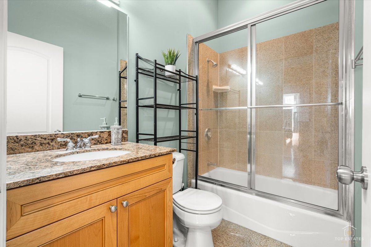 7137 Golf Road Morton Grove, IL 60053 - Photo 18 of 28