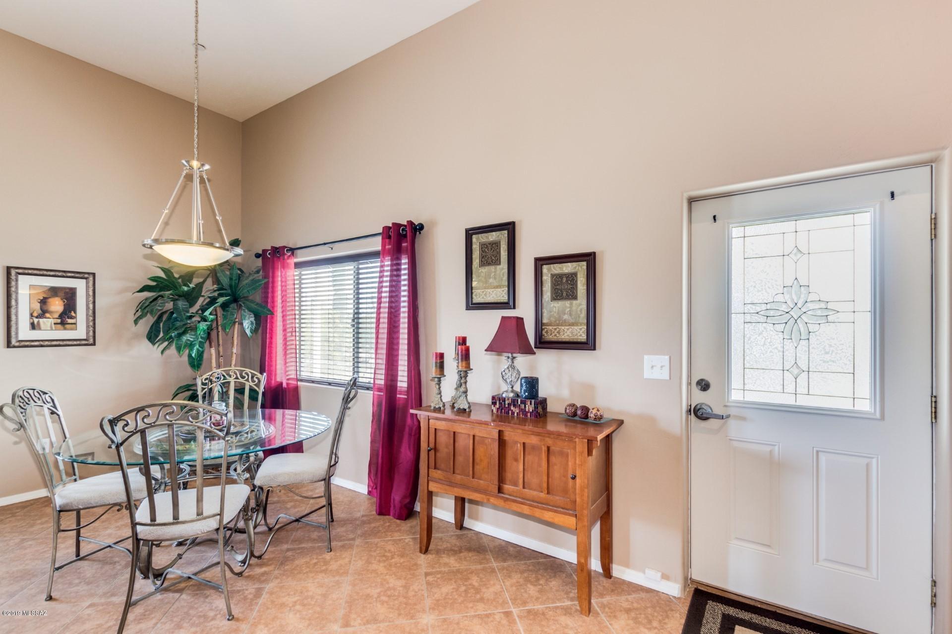 12586 West Mile Wide Road Tucson, AZ 85743 - Photo 6 of 39 Gallery Image 6