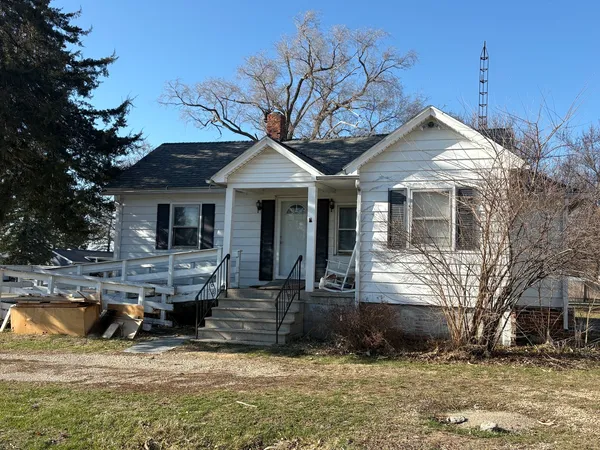 $90,000 | 4020 Wesley Freebairn Road, Earlville, IL 60518