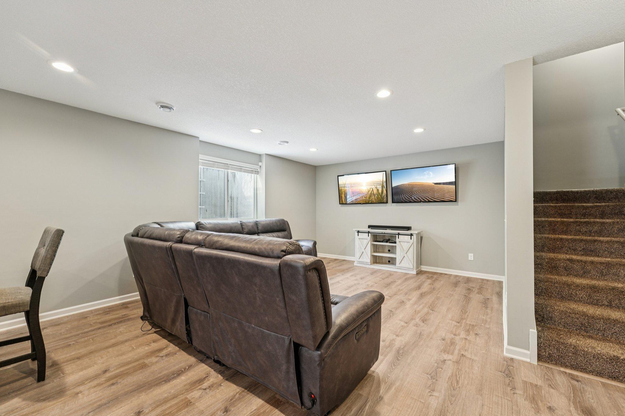 15244 Edgewood Avenue Savage, MN 55378 - Photo 32 of 56