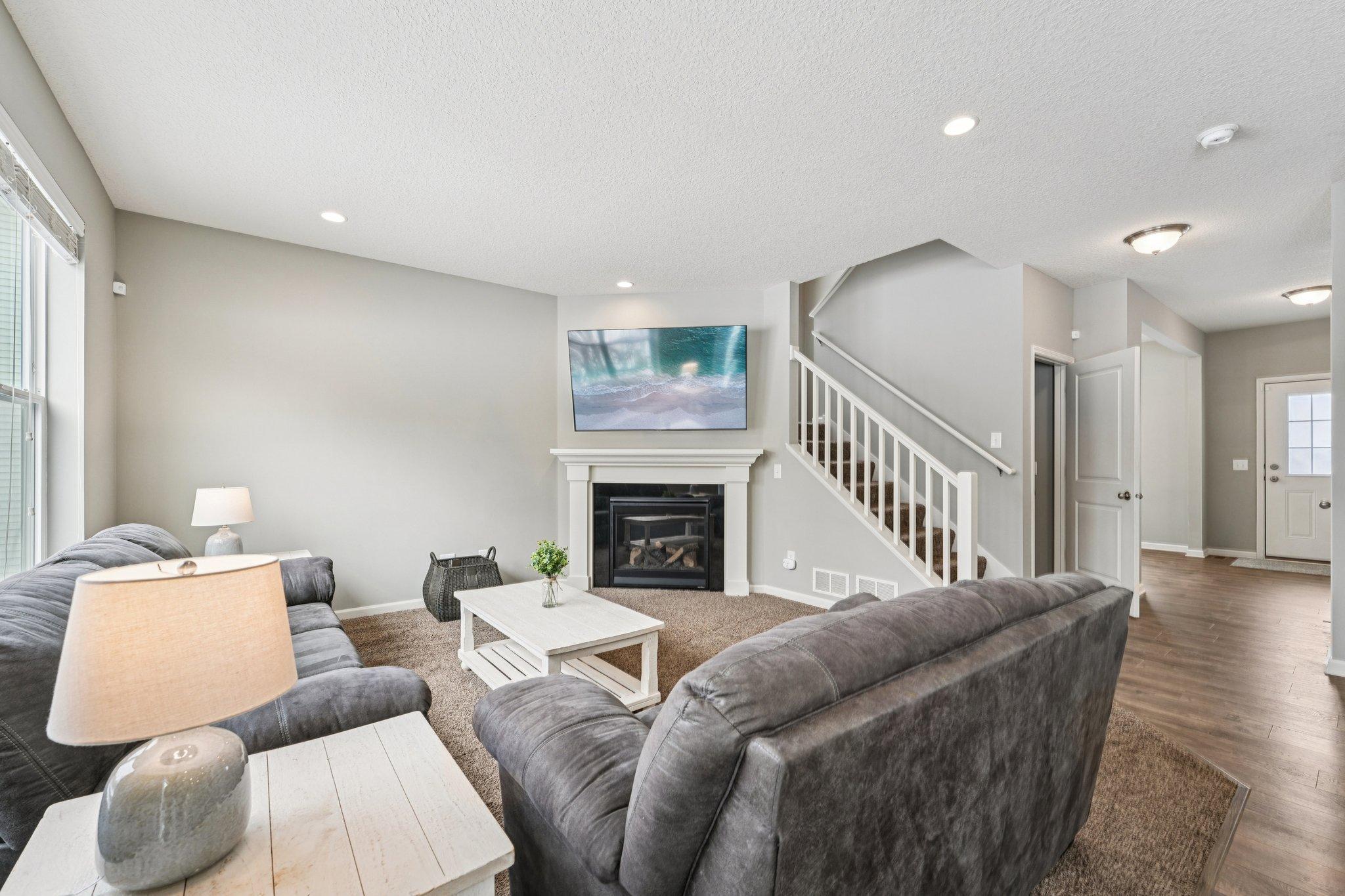 15244 Edgewood Avenue Savage, MN 55378 - Photo 7 of 56