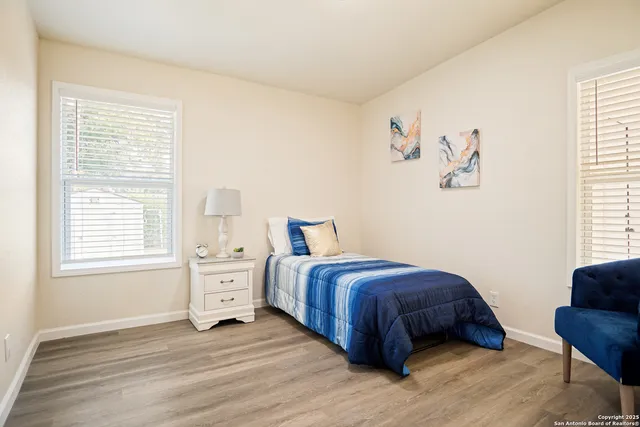 $1,800 | 462 Springwood Lane, San Antonio, TX 78216