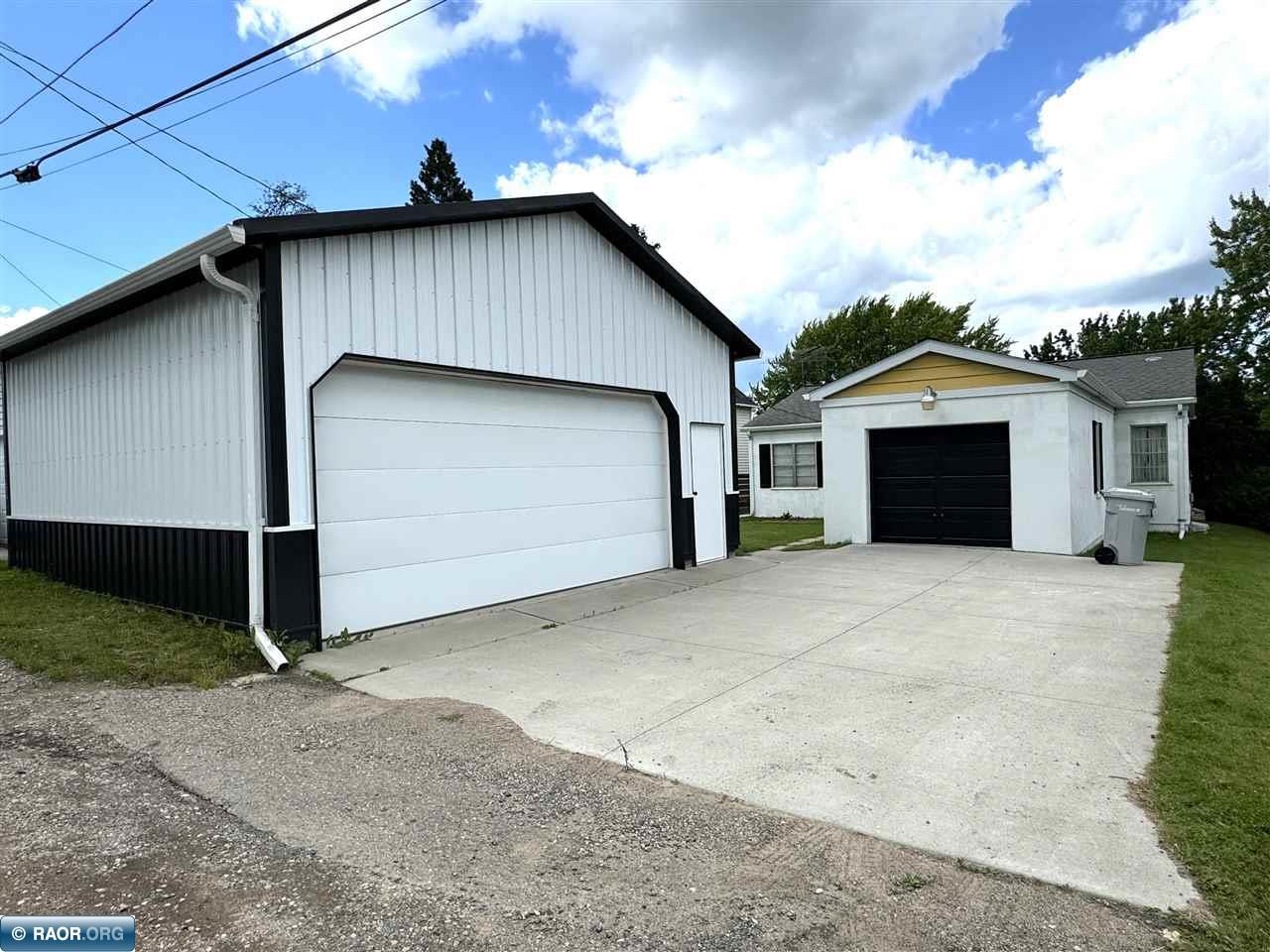 421 7th Street Northwest Chisholm, MN 55719 - Photo 2 of 35