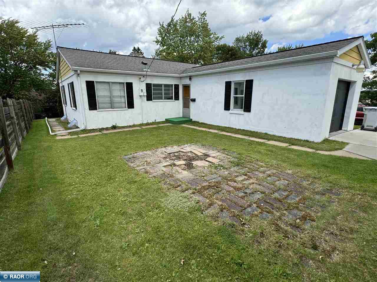 421 7th Street Northwest Chisholm, MN 55719 - Photo 4 of 35