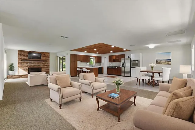 $435,000 | 3204 Amaya Court, Brandon, FL 33511