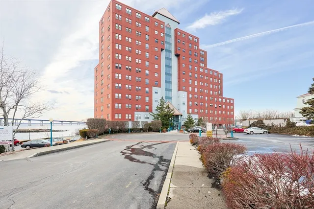$269,900 | 750 Davol Street, Unit 214, Fall River, MA 02720