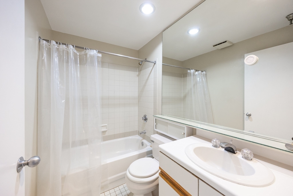 750 Davol Street, Unit 214 Fall River, MA 02720 - Photo 9 of 17