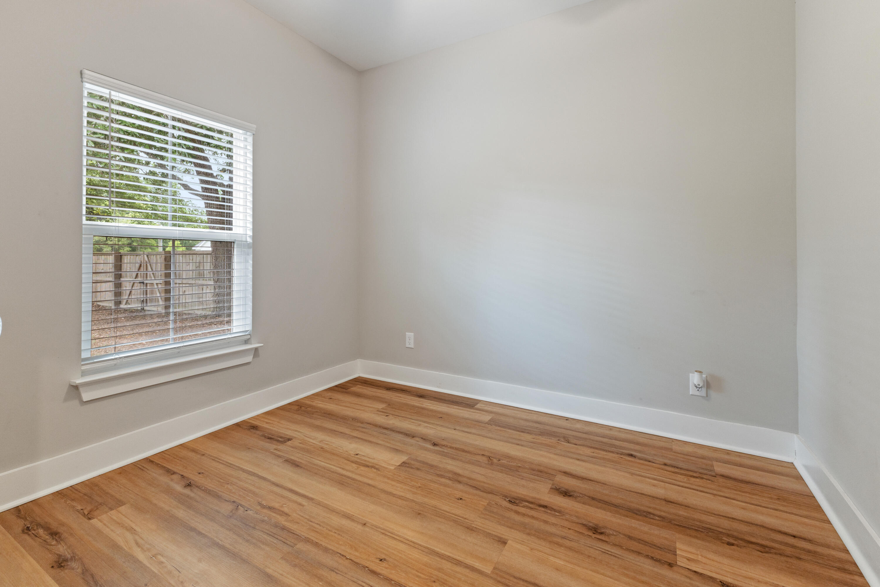 204 Read Street Moncks Corner, SC 29461 - Photo 20 of 25 third bedroom
