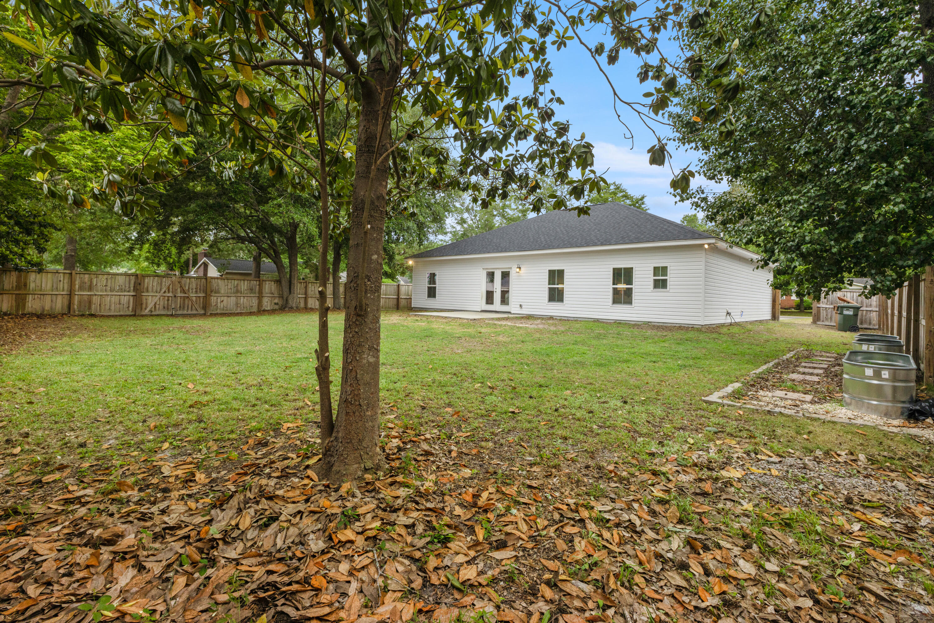 204 Read Street Moncks Corner, SC 29461 - Photo 25 of 25 backyard!