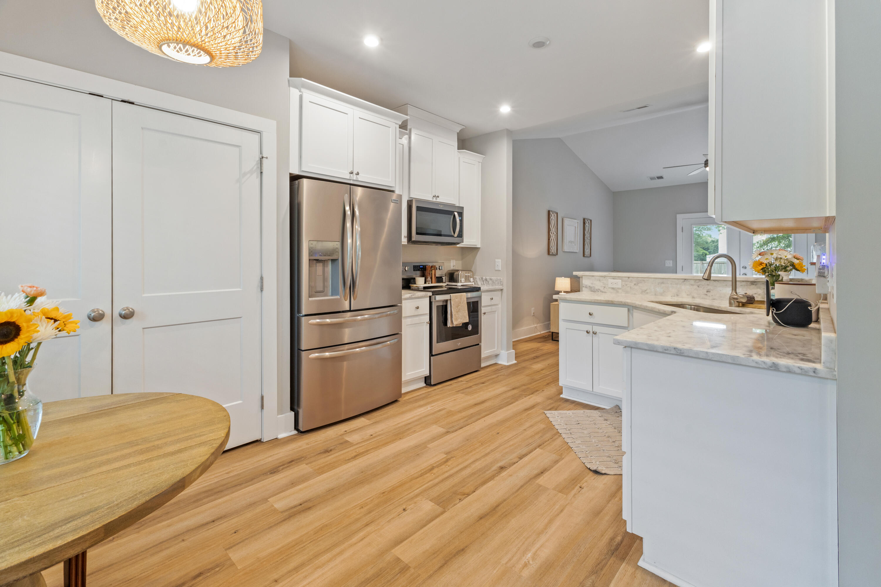 204 Read Street Moncks Corner, SC 29461 - Photo 5 of 25 Kitchen!