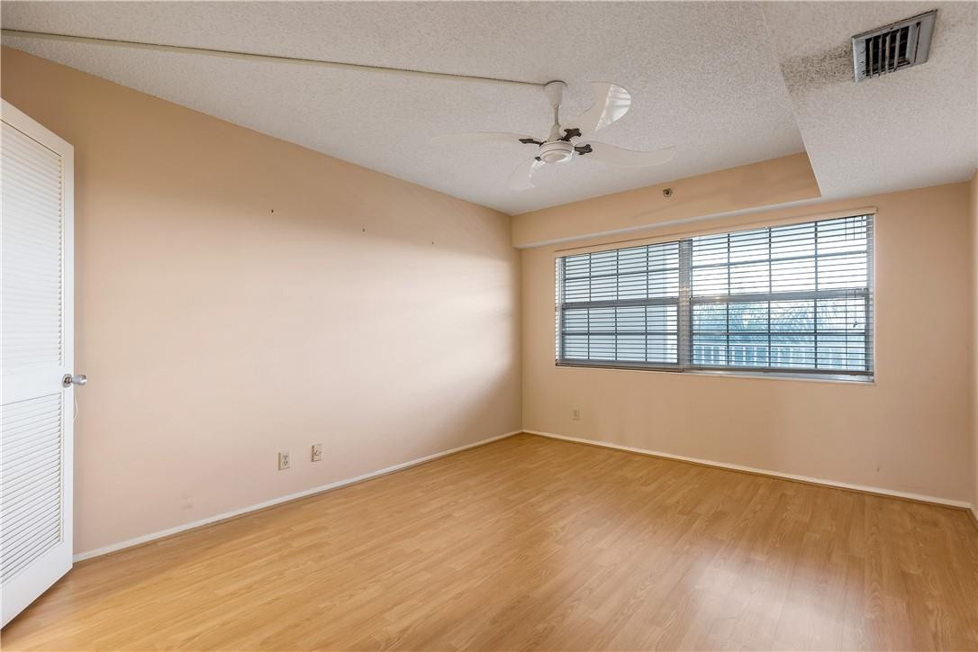 3520 Oaks Way, Unit 607 Pompano Beach, FL 33069 - Photo 17 of 31 Photo 17