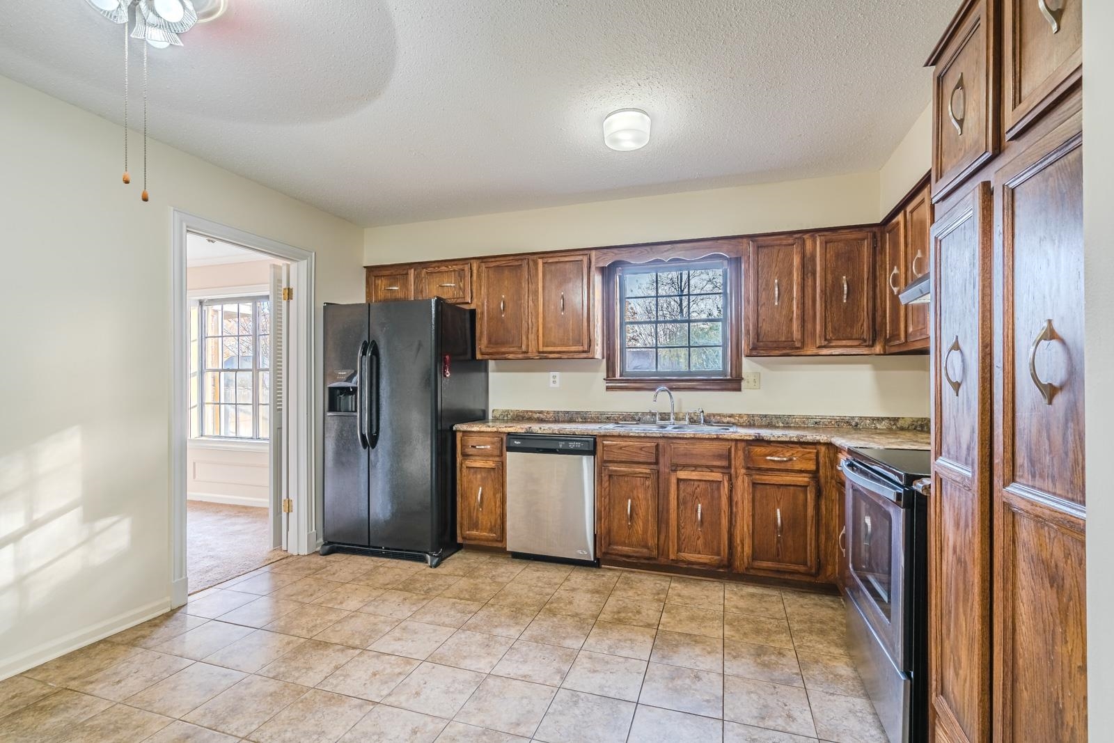 7133 Crestridge Road Memphis, TN 38119 - Photo 17 of 38 Gallery Image 17